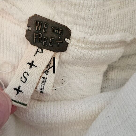 We The Free Off White Turtleneck Sweater with Back Slit - Picture 4 of 6